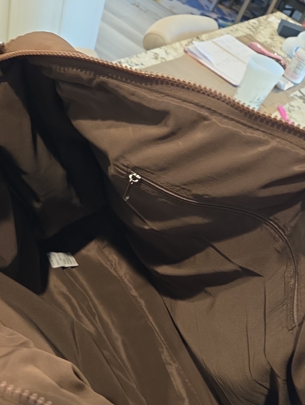 Wilo Multi Pocket Travel Weekender Quilted Puffer Tote in Brown - Picture 7 of 11